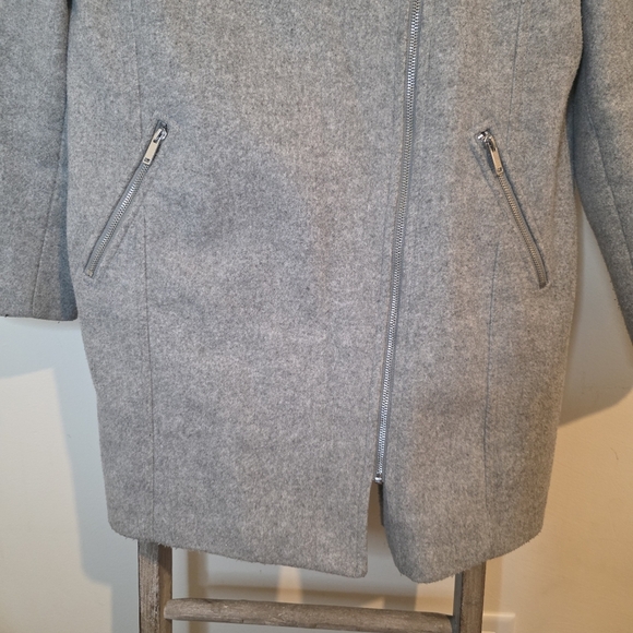 ⭐️40% Off⭐️ Old Navy Long Soft-Brushed Moto Coat in Heather Grey - Picture 8 of 12